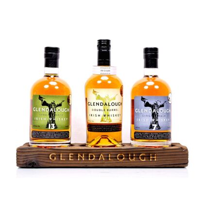 Glendalough Trio mit Barständer besteht aus Double Barrel 42%Vol, 7 Jahre  & 13 Jahre Single Malt je 46%Vol 2,10 Liter/ 45.0% vol