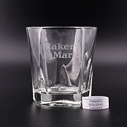 Maker's Mark Tumbler mit Eichstrich 2 / 4cl Maße ca. H 10cm: D 9,5cm Boden Fünfeckform Produktbild
