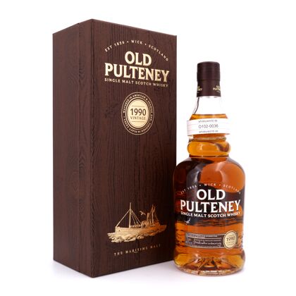 Old Pulteney Jahrgang 1990 Matured in American & Spanish Oak finished in Peaty Casks 0,70 Liter/ 46.0% vol