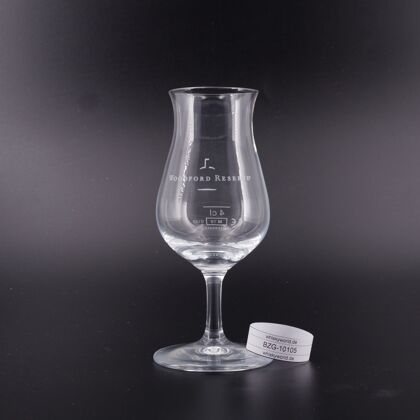 Woodford Nosing Glas mit Eichstrich 2 / 4 cl Maße ca. H 15,5cm; D 6/5cm 1 Stück